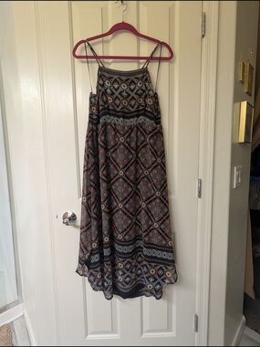 Melrose and Market Black Floral Striped Top with Navy and Rust Accents